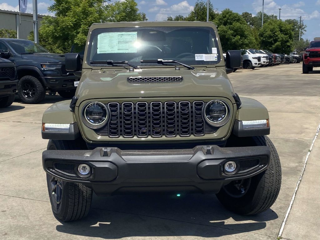 New 2026 Jeep Gladiator Sport AWD/4WD image 31
