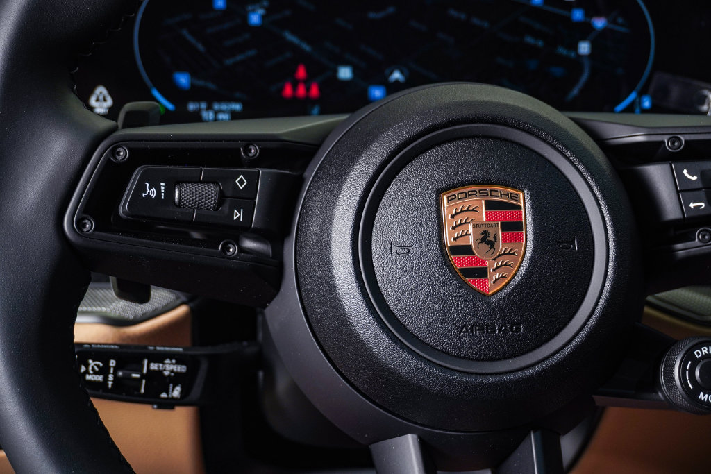 New 2026 Porsche Cayenne Coupe AWD/4WD image 20