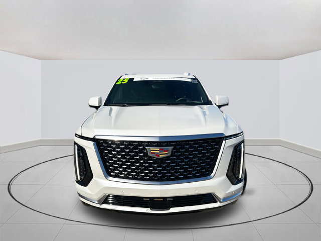 Certified 2025 Cadillac Escalade Premium Luxury RWD image 2