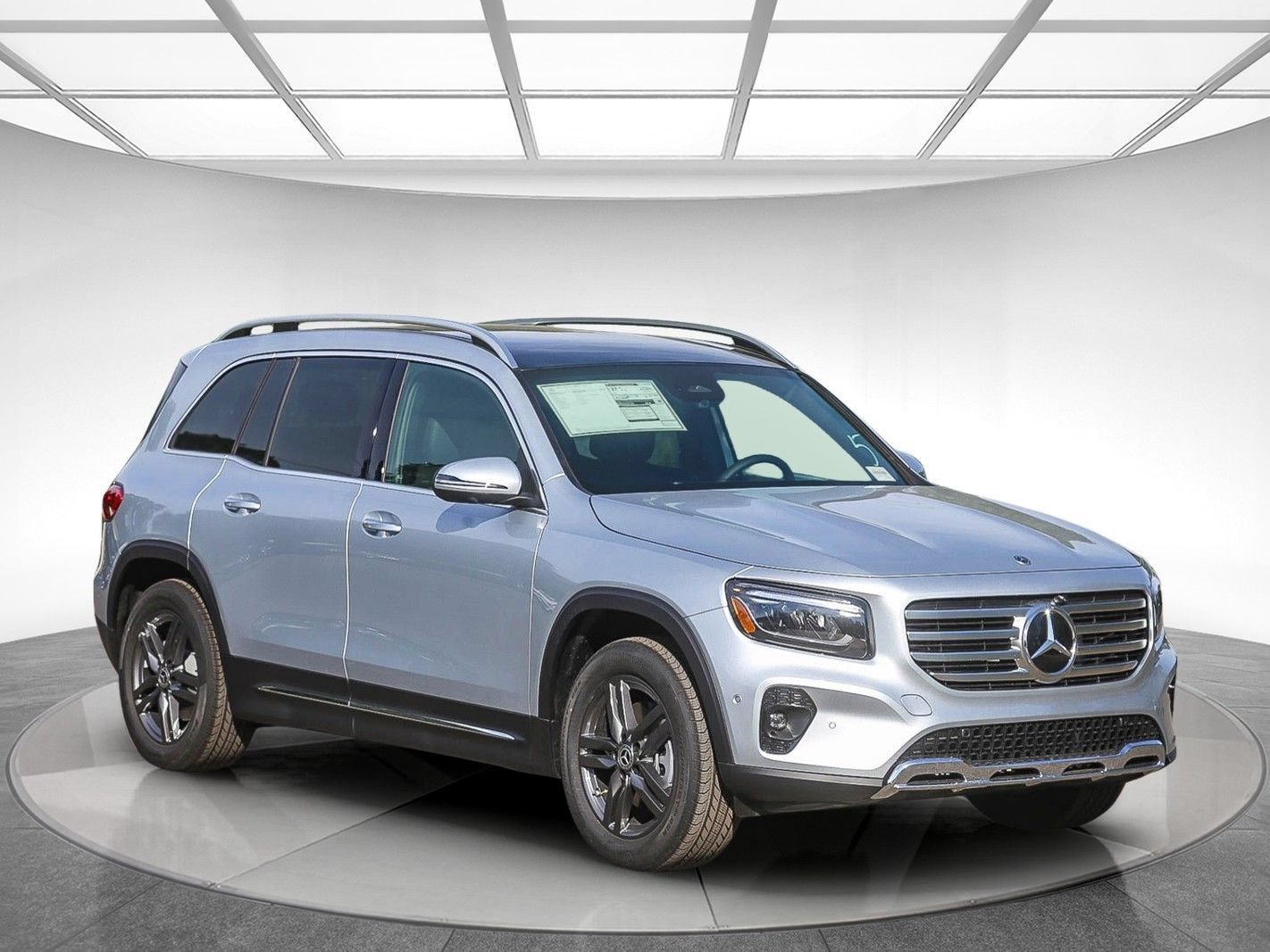 New 2026 Mercedes-Benz GLB 250 4MATIC image 6