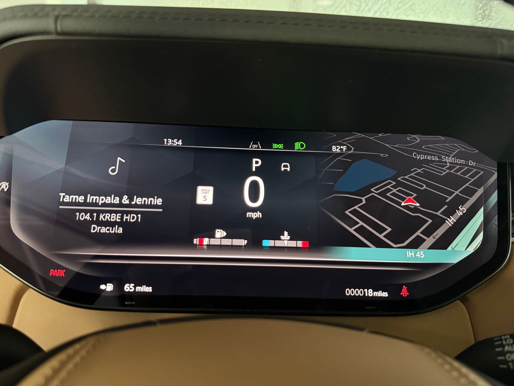 New 2026 Land Rover Range Rover SE AWD/4WD image 18