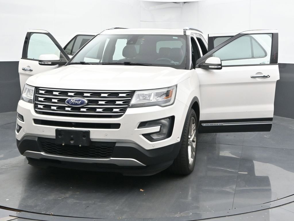 Used 2017 Ford Explorer Limited w/ Equipment Group 301A image 57