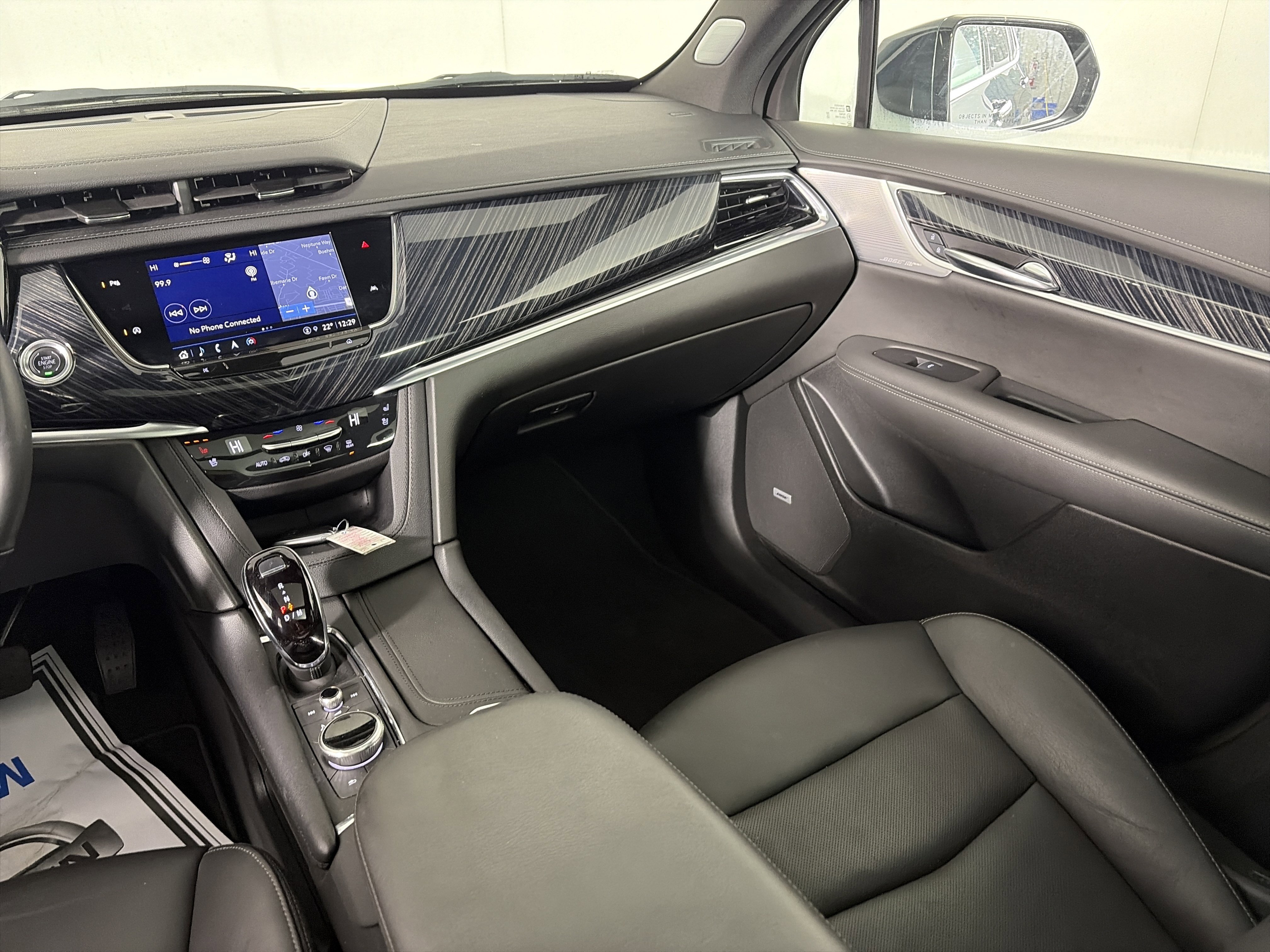 Certified 2025 Cadillac XT6 Premium Luxury image 37