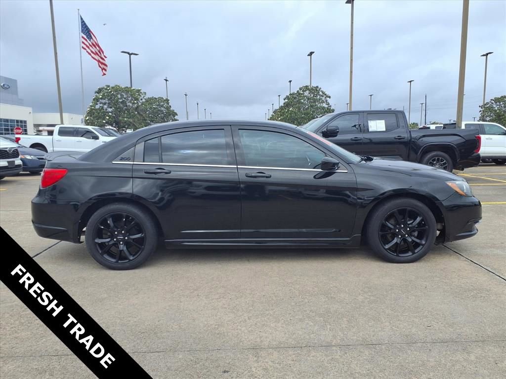 Used 2014 Chrysler 200 Touring w/ 200 Super S Group image 8