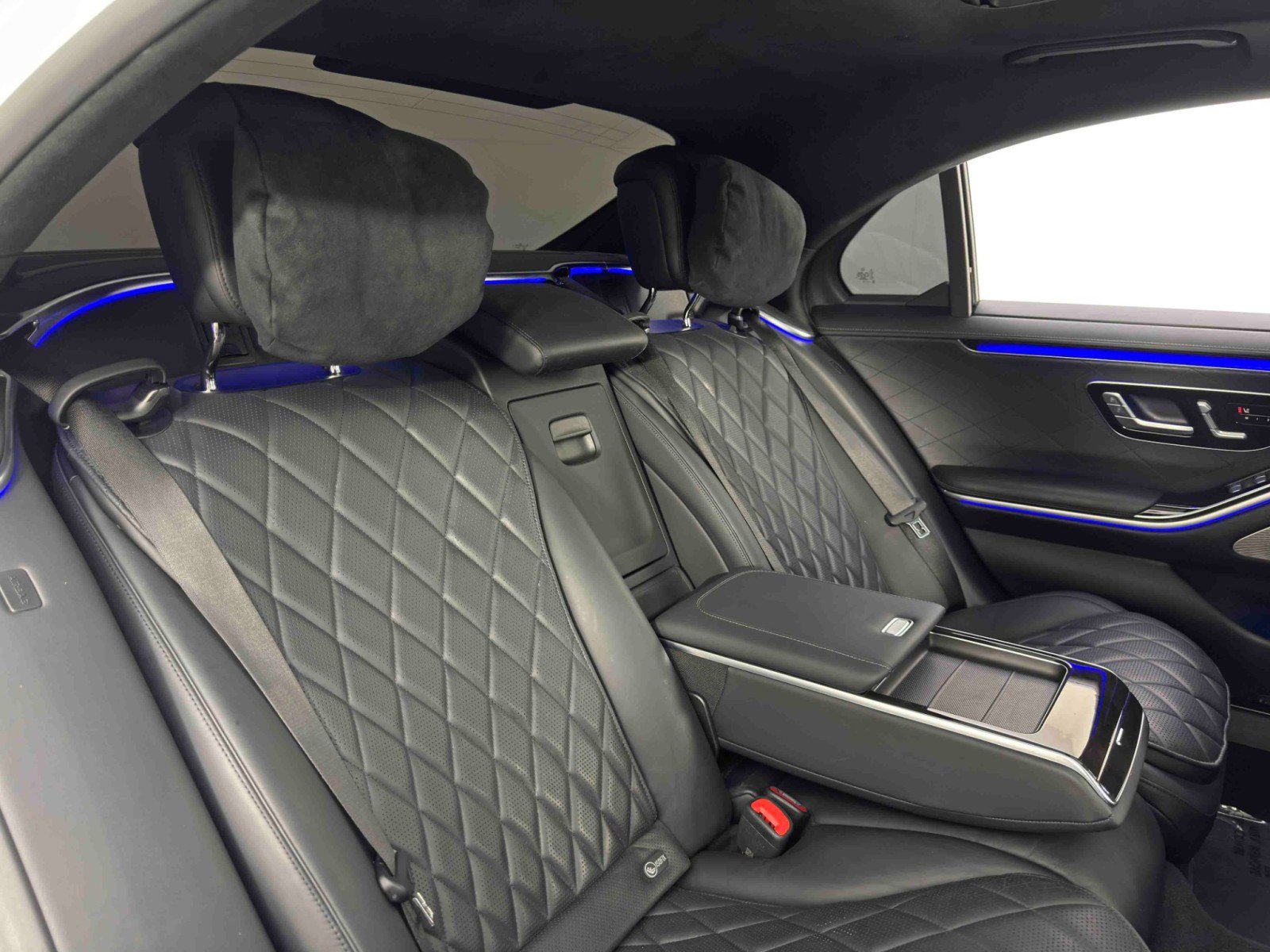 Used 2023 Mercedes-Benz S 580 4MATIC Sedan image 46