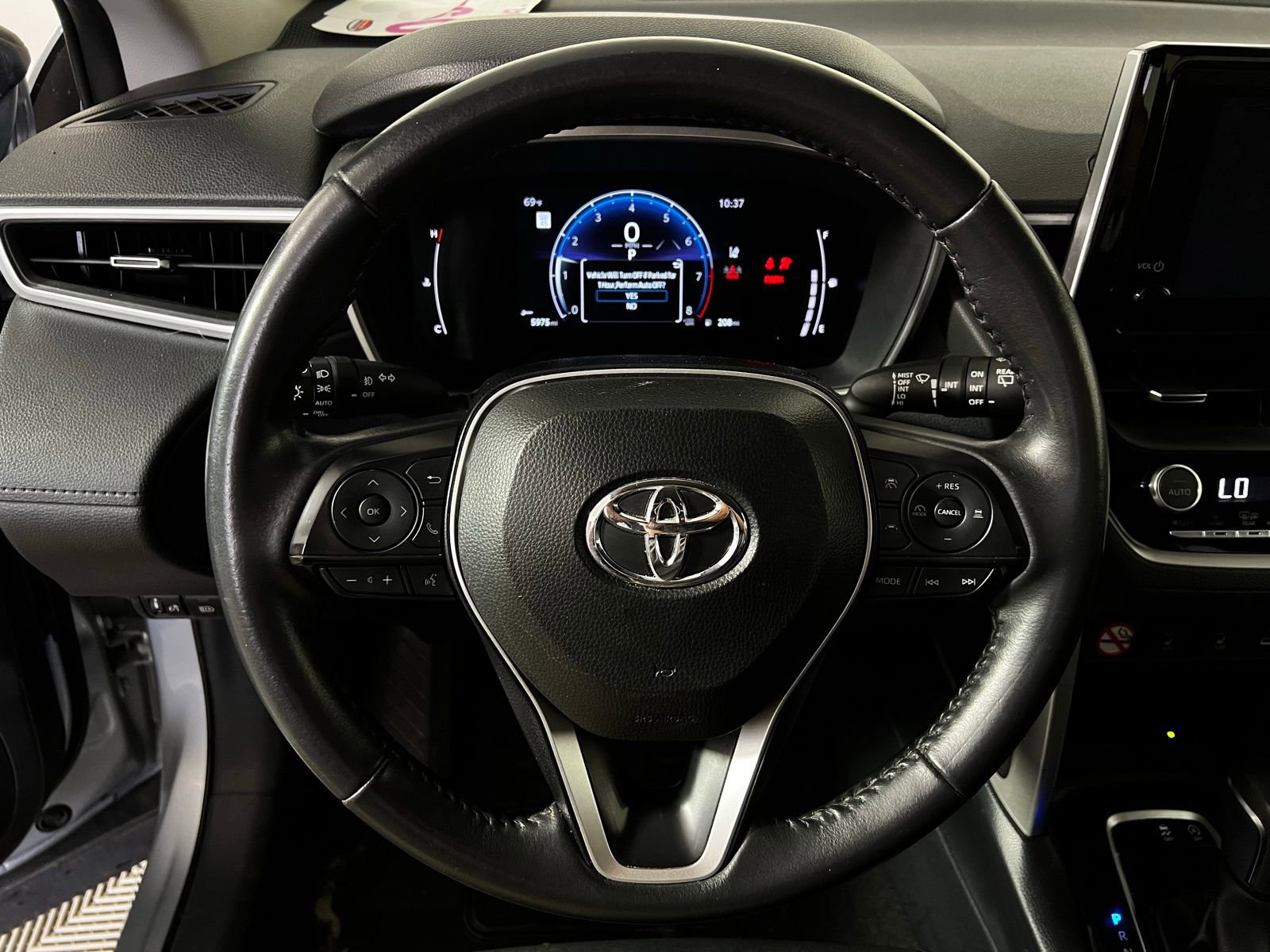 Used 2024 Toyota Corolla Cross XLE FWD image 9