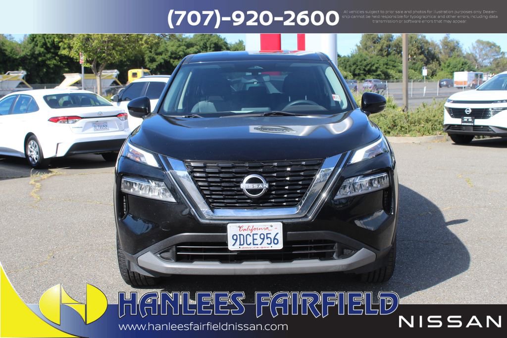 Used 2023 Nissan Rogue SV image 4