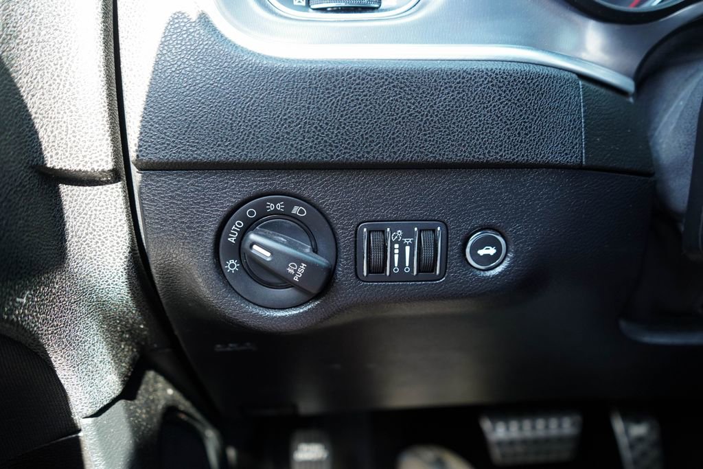 Used 2022 Dodge Charger R/T image 26