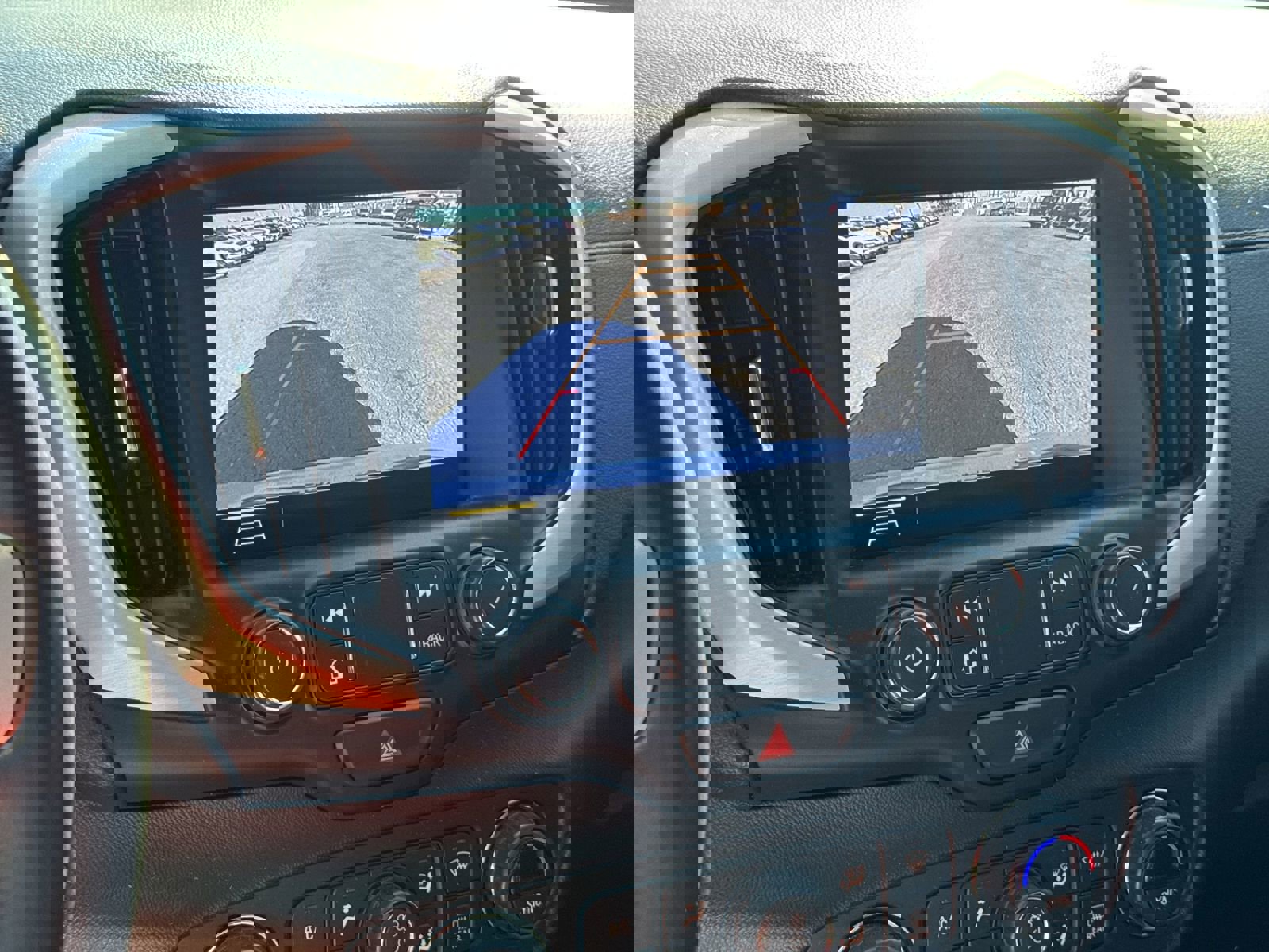 Used 2021 GMC Terrain SLE w/ Driver Convenience Package image 25