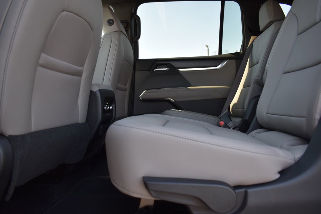 New 2026 GMC Acadia Elevation w/ Elevation Premium Package image 8