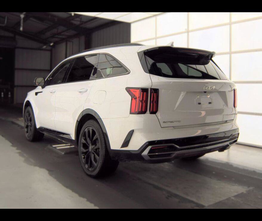 Used 2023 Kia Sorento SX FWD image 6
