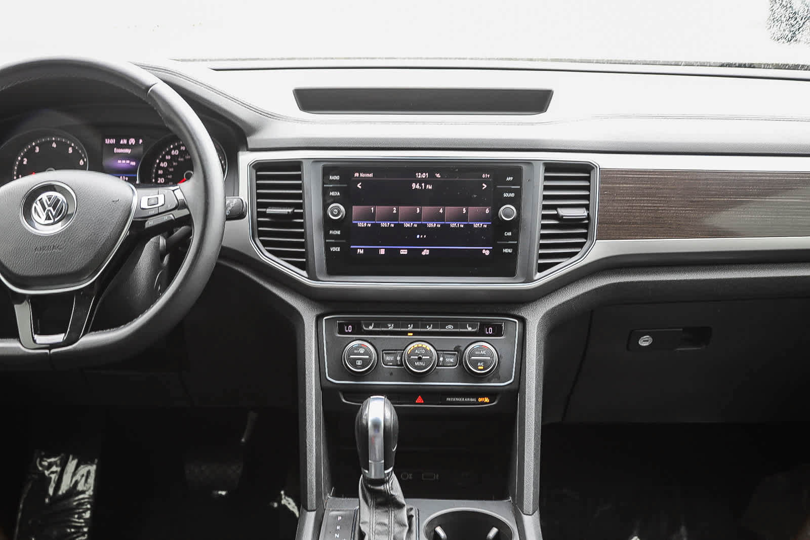 Used 2019 Volkswagen Atlas SE AWD/4WD image 13