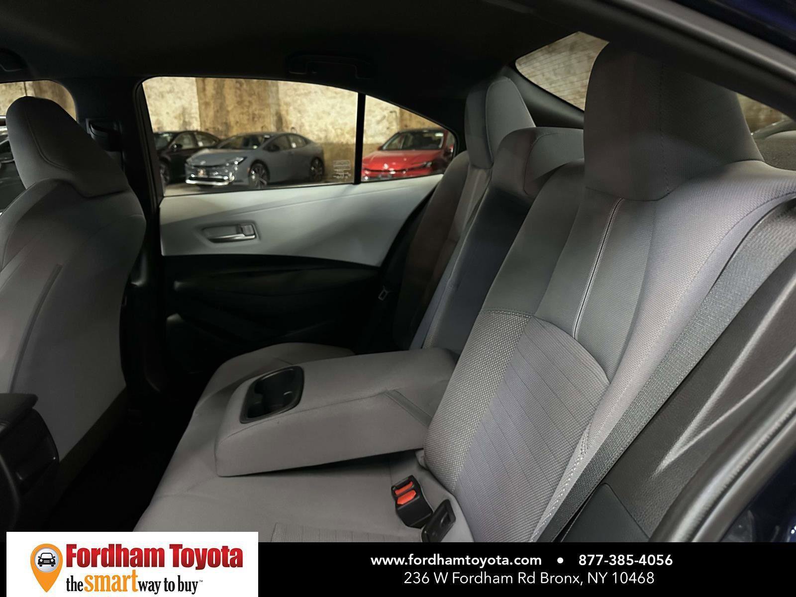 Used 2022 Toyota Corolla SE FWD image 15