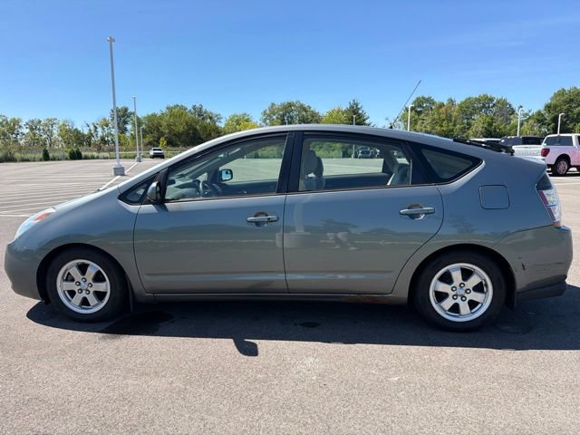 Used 2005 Toyota Prius w/ Pkg 4 FWD image 12
