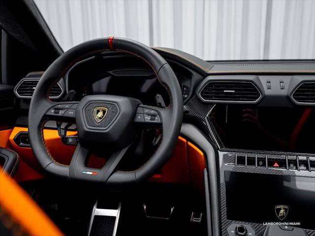 Used 2024 Lamborghini Urus S AWD/4WD image 33