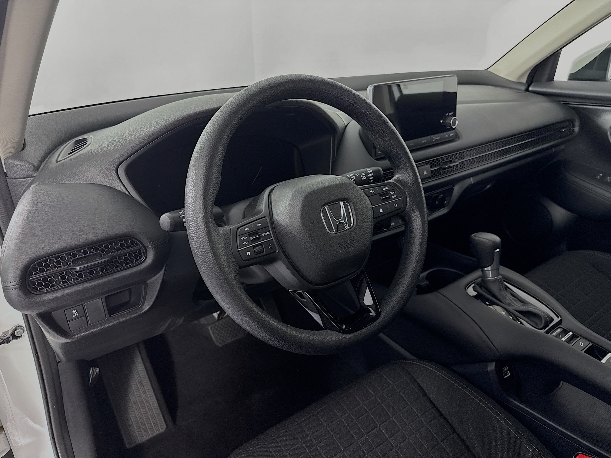 Certified 2023 Honda HR-V LX image 9
