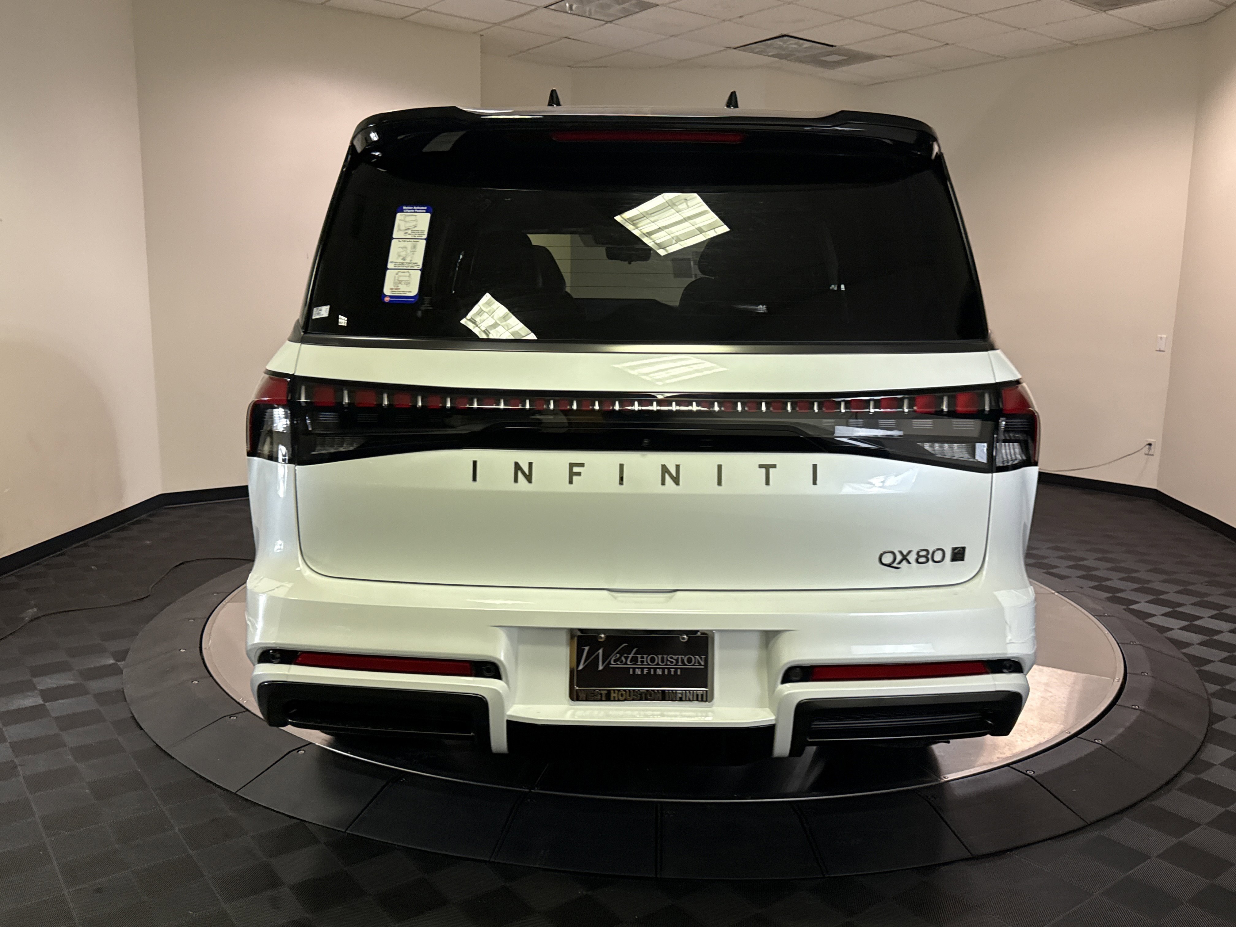 New 2026 INFINITI QX80 Autograph image 5
