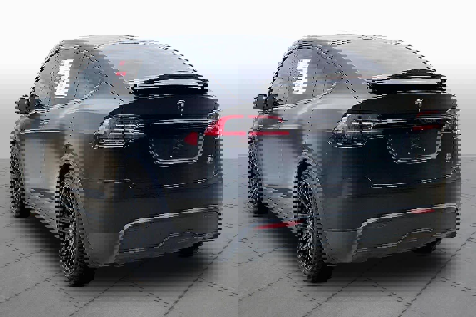 Used 2022 Tesla Model X Plaid AWD/4WD image 11