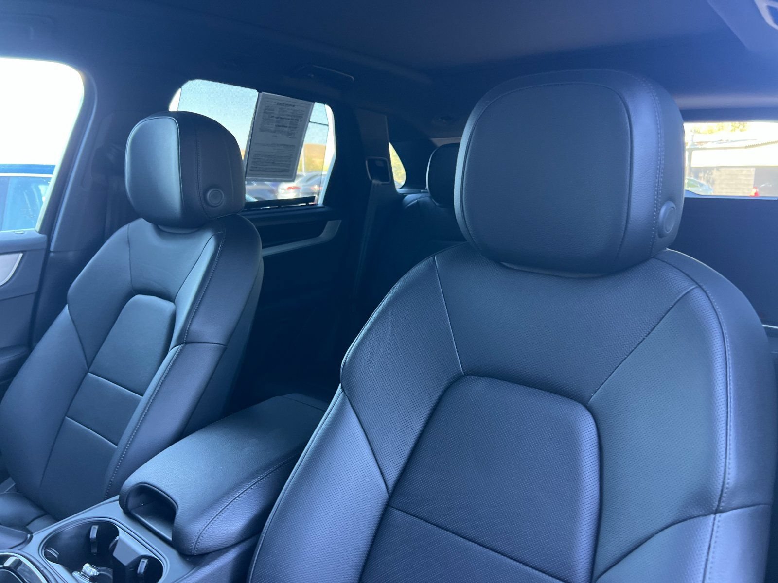 Certified 2026 Porsche Cayenne S AWD/4WD image 6