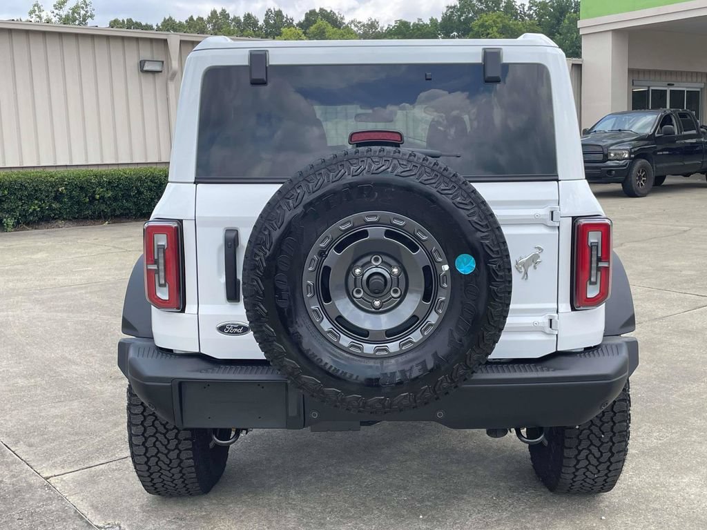 New 2025 Ford Bronco Badlands w/ Sasquatch Package AWD/4WD image 4