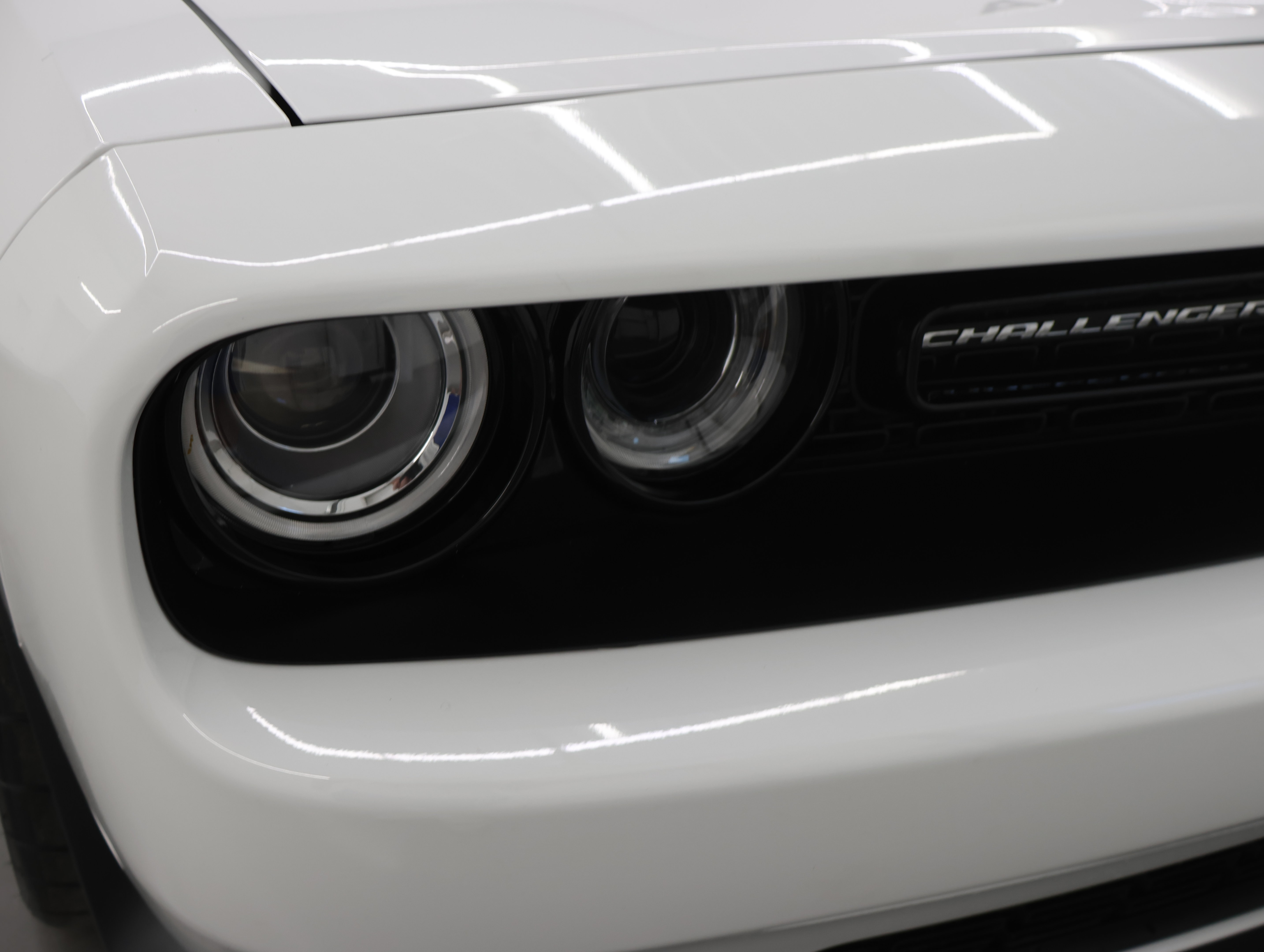 Used 2016 Dodge Challenger R/T Scat Pack RWD image 24