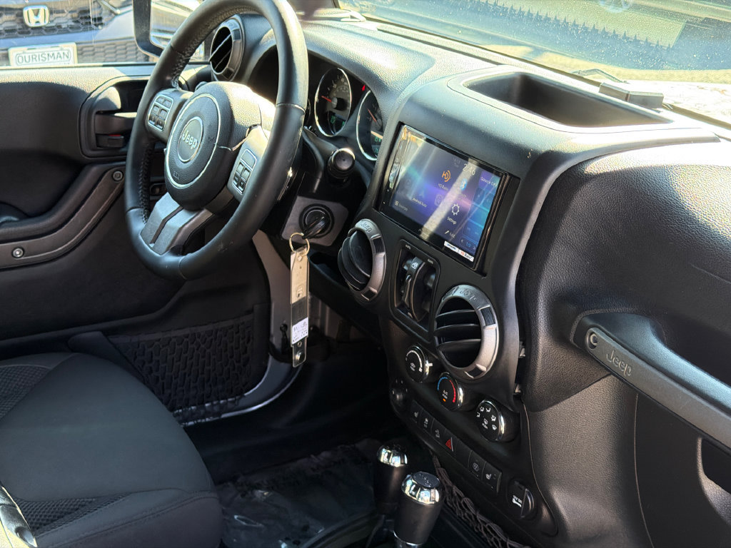 Used 2017 Jeep Wrangler Unlimited Sport AWD/4WD image 9
