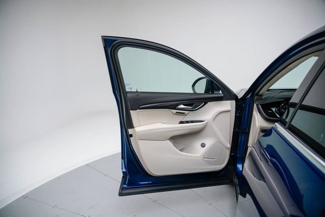 Used 2022 Buick Envision Essence w/ Safety Package image 23