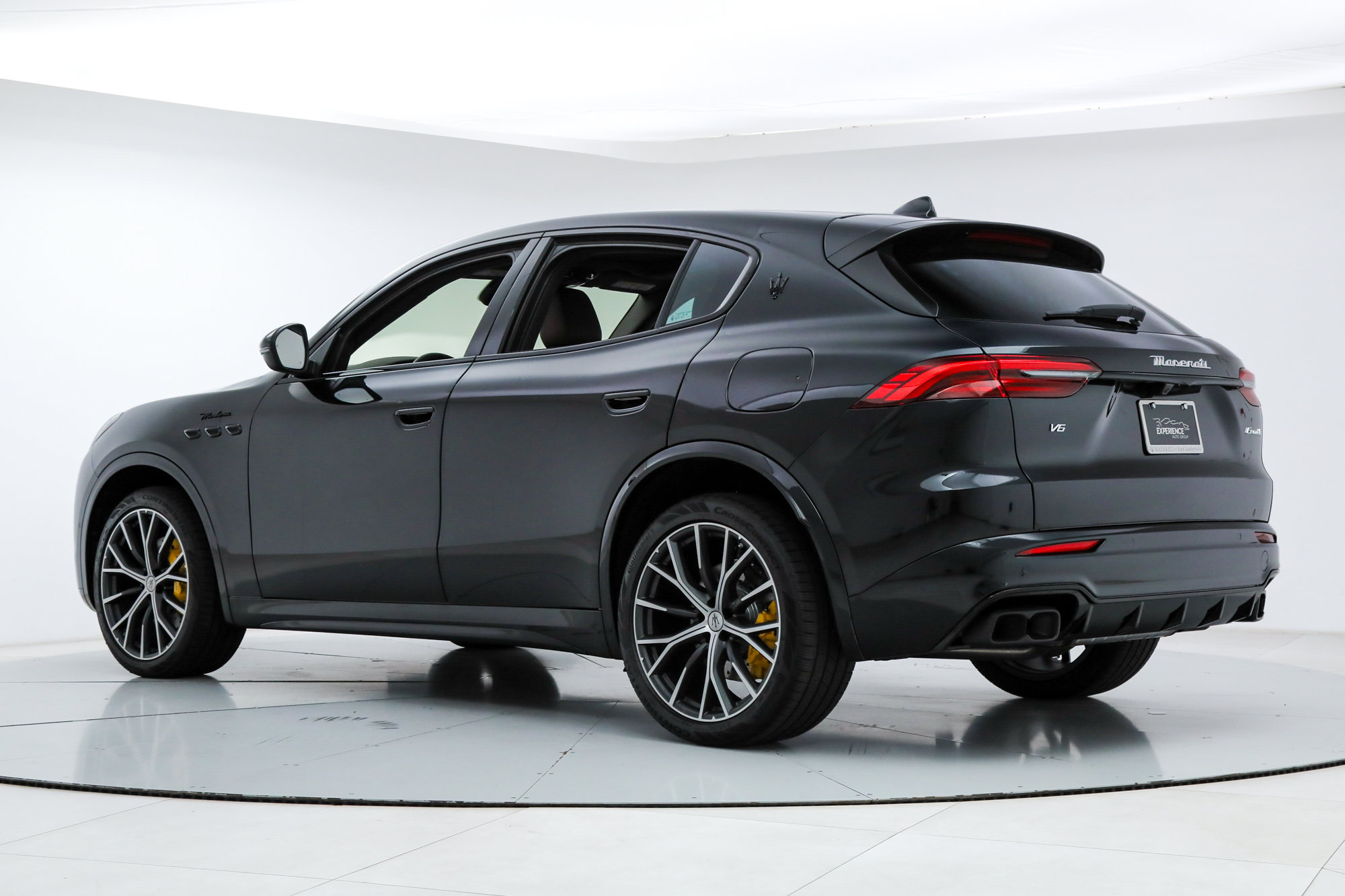 New 2026 Maserati Grecale Modena AWD/4WD image 3