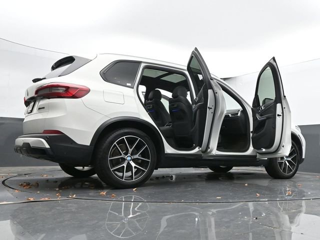 Used 2019 BMW X5 xDrive40i w/ Convenience Package image 73