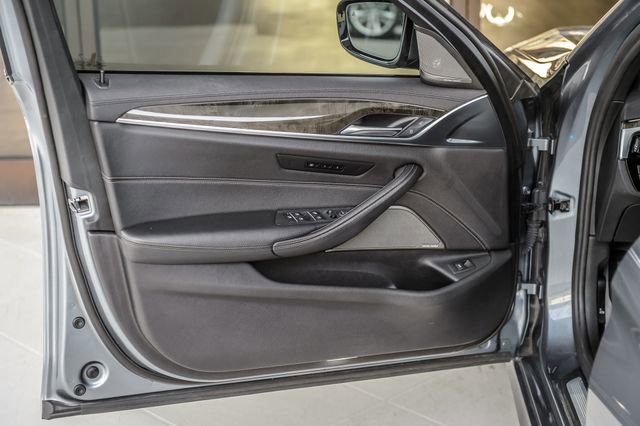 Used 2018 BMW 540i xDrive 540i xDRIVE - M SPORT - NAV - image 46