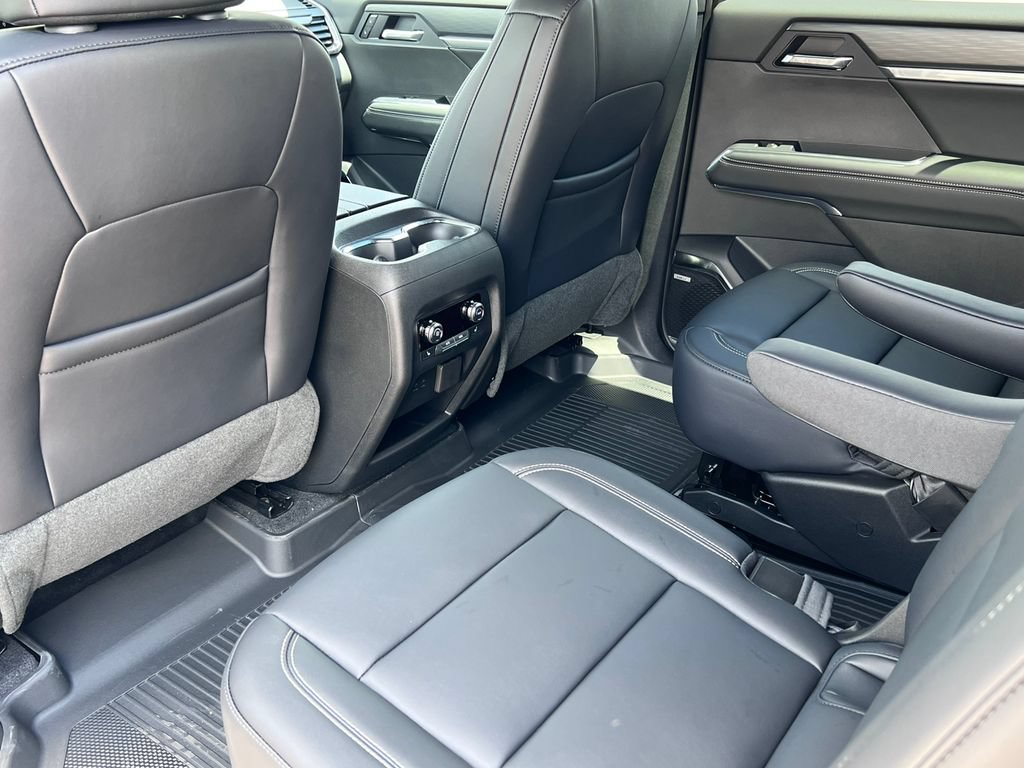 New 2026 GMC Acadia Elevation w/ Black Edition AWD/4WD image 36