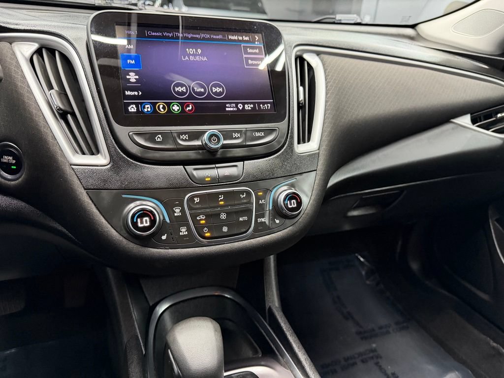 Used 2022 Chevrolet Malibu LT FWD image 25