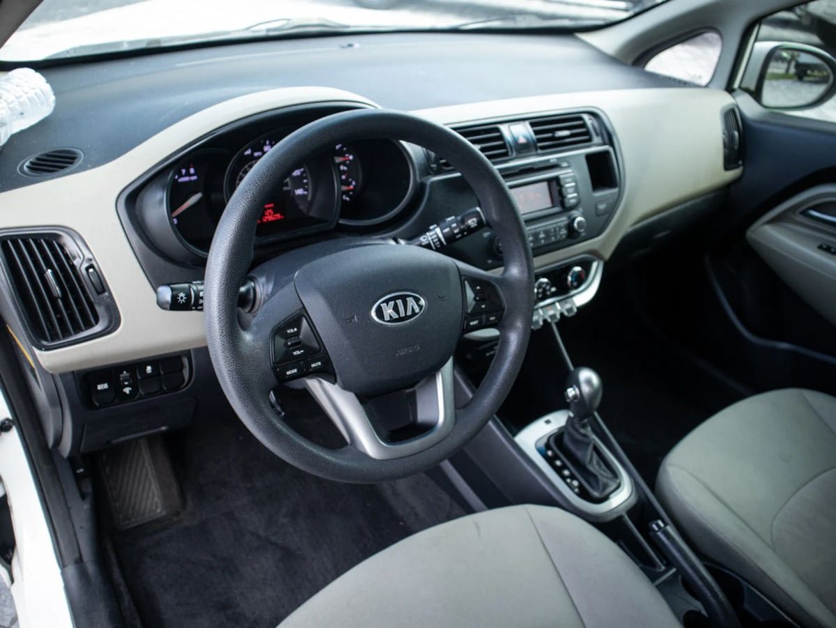 Used 2014 Kia Rio LX w/ Power Package FWD image 27