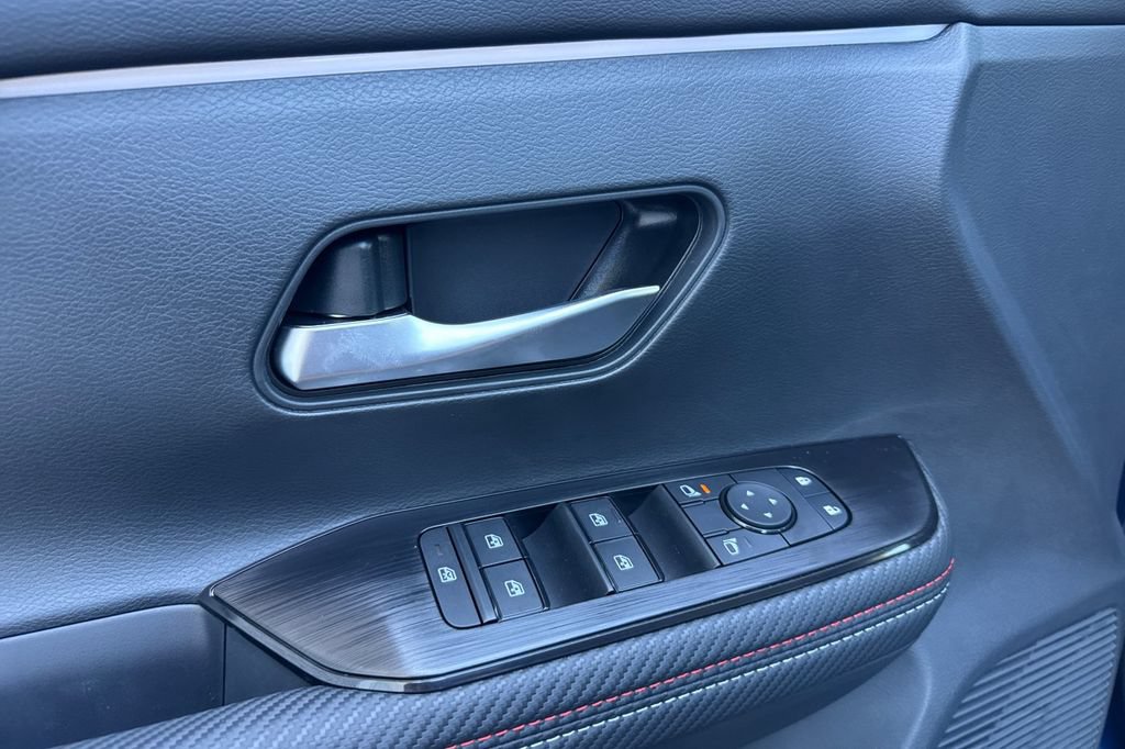 New 2027 Nissan Kicks SR AWD/4WD image 8