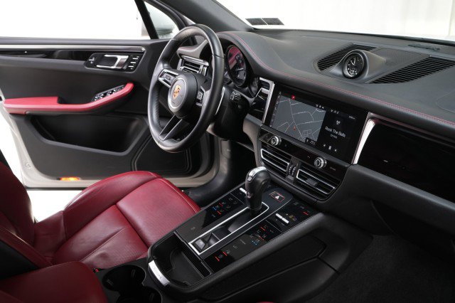 Used 2023 Porsche Macan image 61