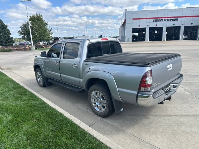 Used 2014 Toyota Tacoma 4x4 Double Cab w/ Limited Package image 6
