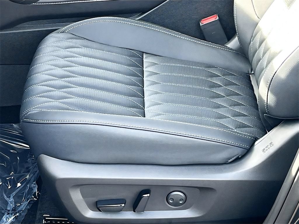 New 2026 Mitsubishi Outlander SEL FWD image 22