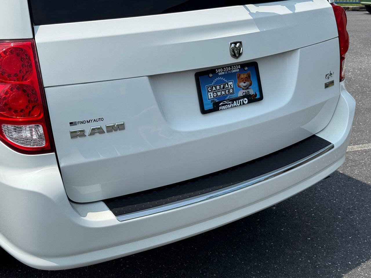 Used 2014 RAM C/V Tradesman FWD image 45