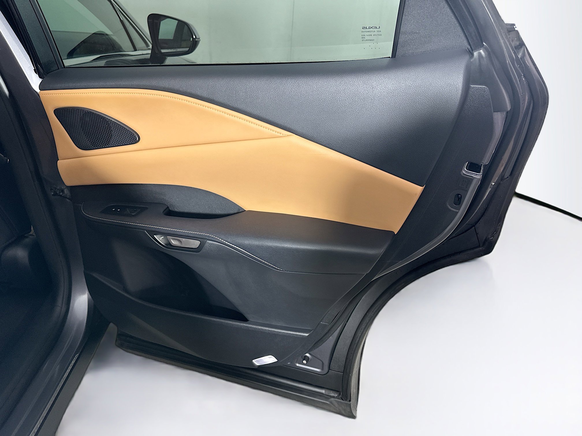 Used 2023 Lexus RX 350 Premium image 31