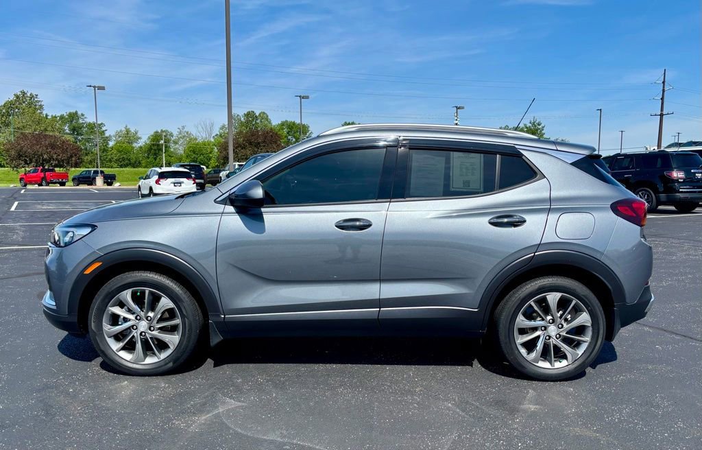 Used 2022 Buick Encore GX Essence FWD image 4