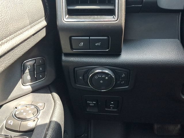 Used 2018 Ford Expedition Max Limited AWD/4WD image 26