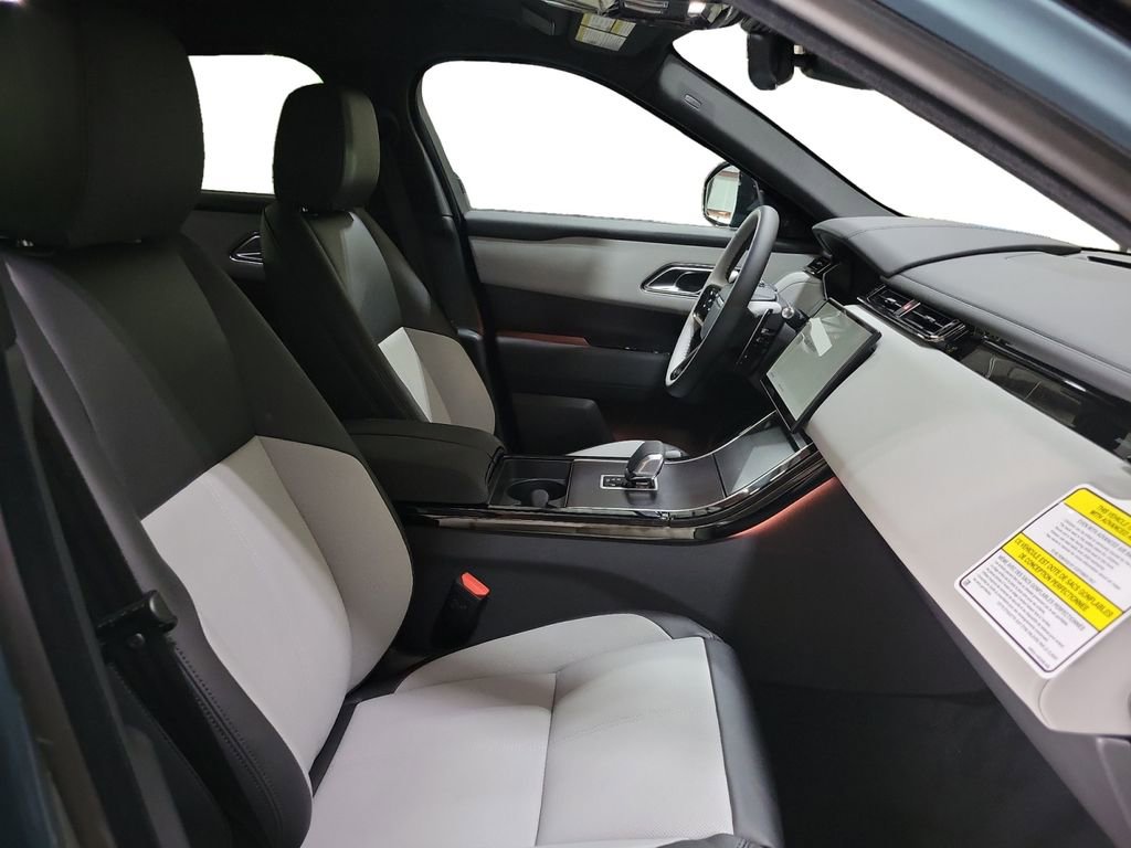 New 2026 Land Rover Range Rover Velar Dynamic SE image 29
