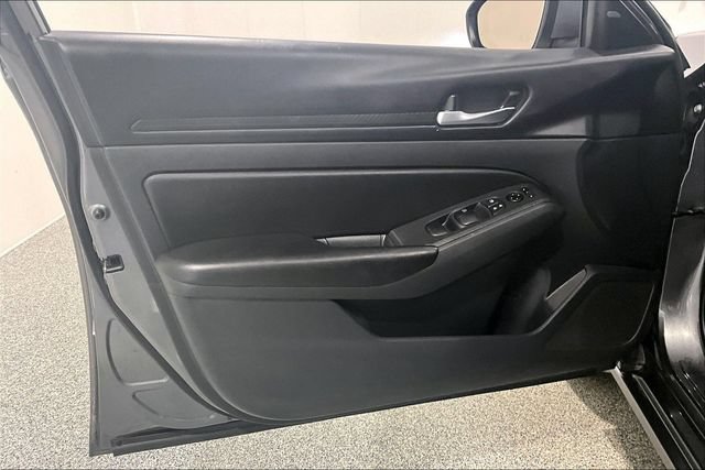 Used 2022 Nissan Altima 2.5 AWD/4WD image 24
