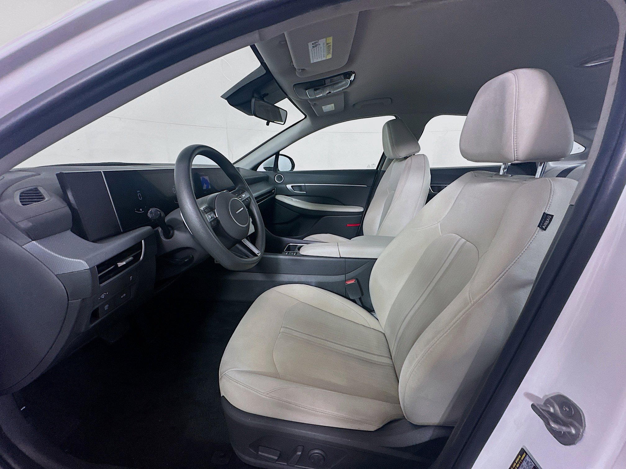 Used 2025 Hyundai Sonata SEL image 13