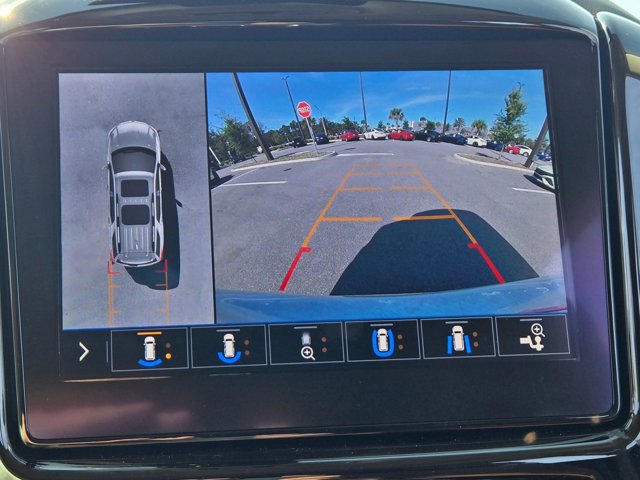 Used 2021 Chevrolet Traverse High Country FWD image 14