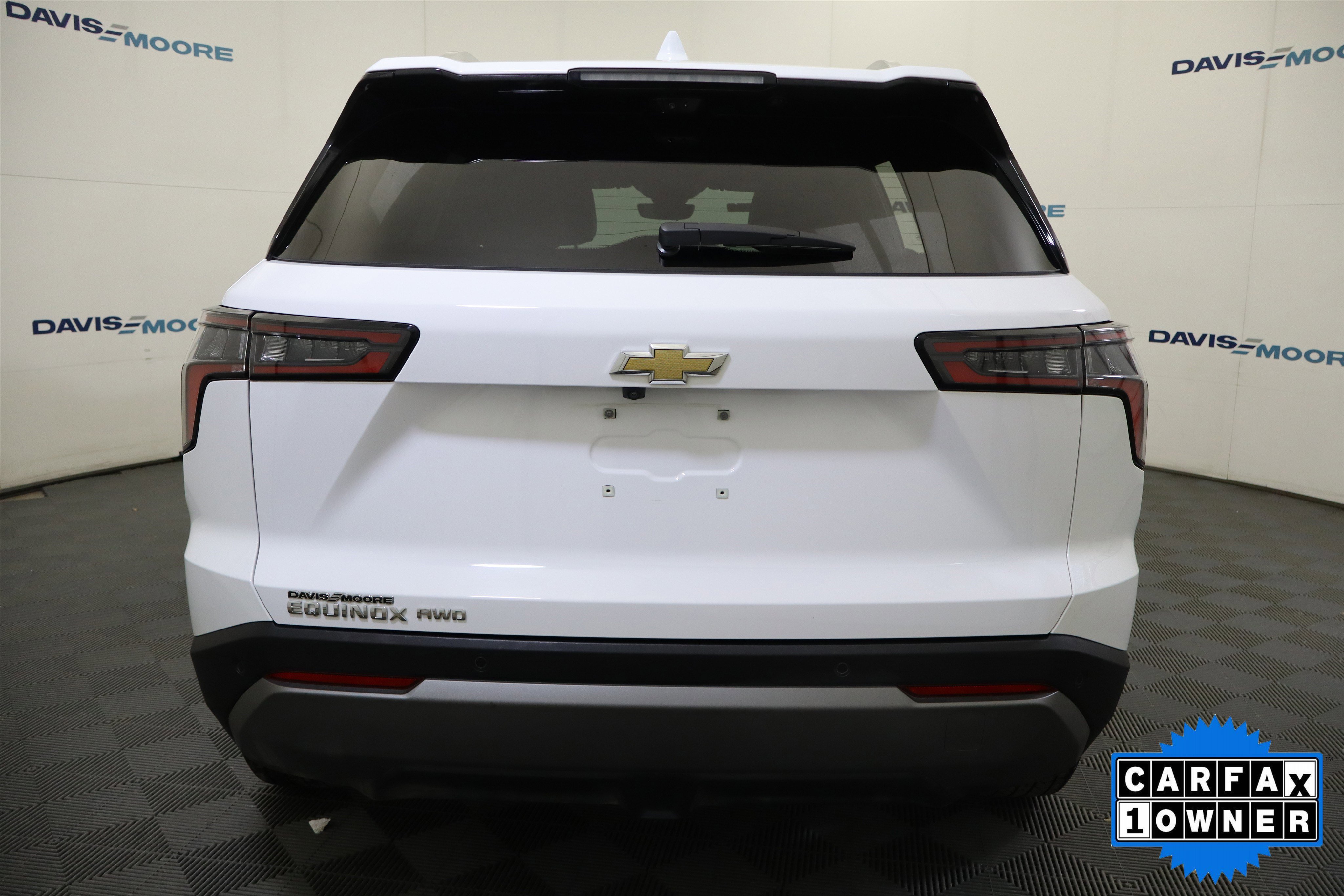 Used 2025 Chevrolet Equinox LT w/ Convenience Package II image 7