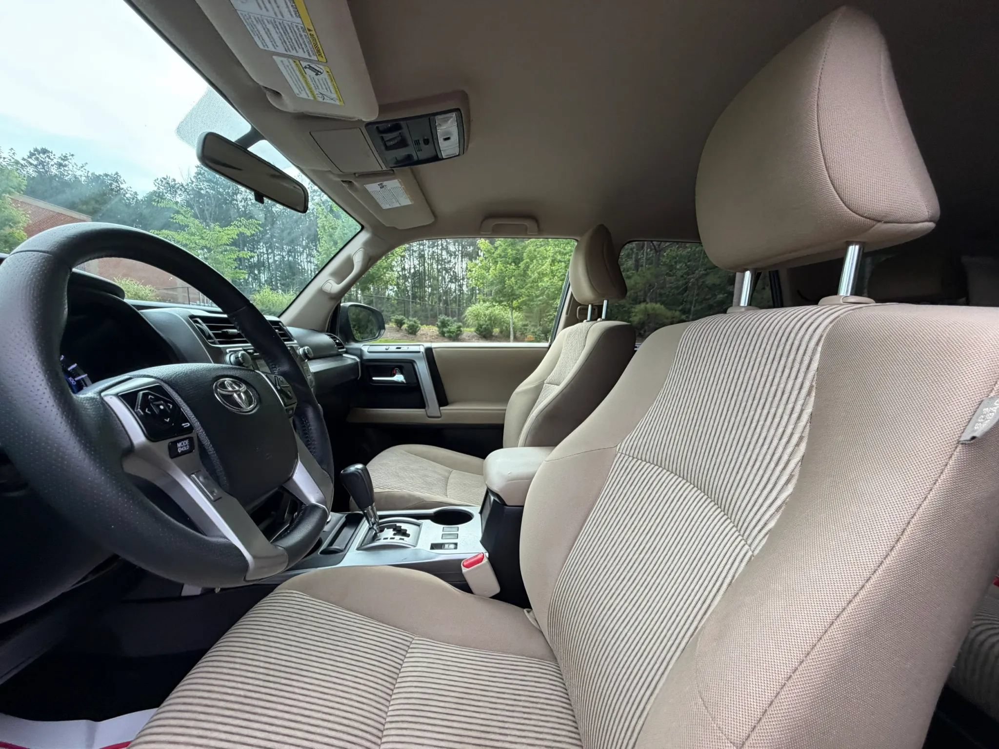 Used 2016 Toyota 4Runner SR5 AWD/4WD image 14