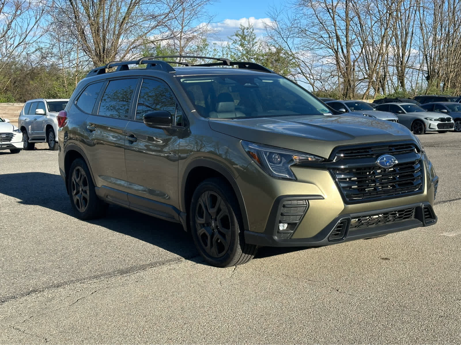 Used 2025 Subaru Ascent Bronze Edition w/ Onyx Package image 3