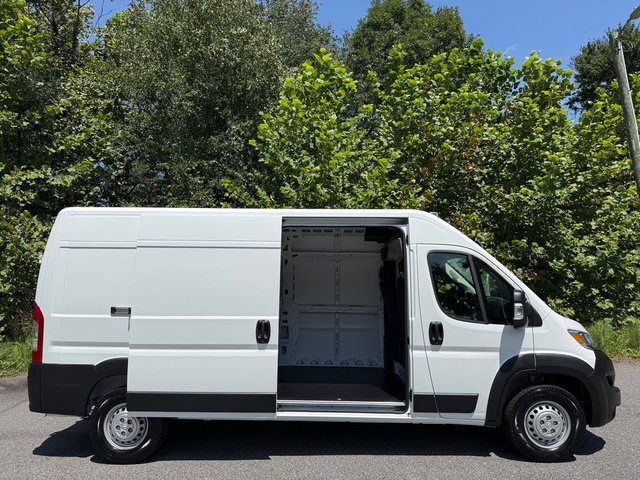 New 2026 RAM ProMaster 2500 w/ Safety Group FWD image 7