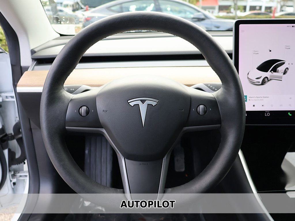 Used 2019 Tesla Model 3 Long Range image 3